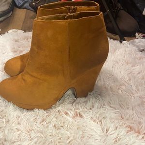 Cato brown/ mustard yellow ankle boots/ heals
